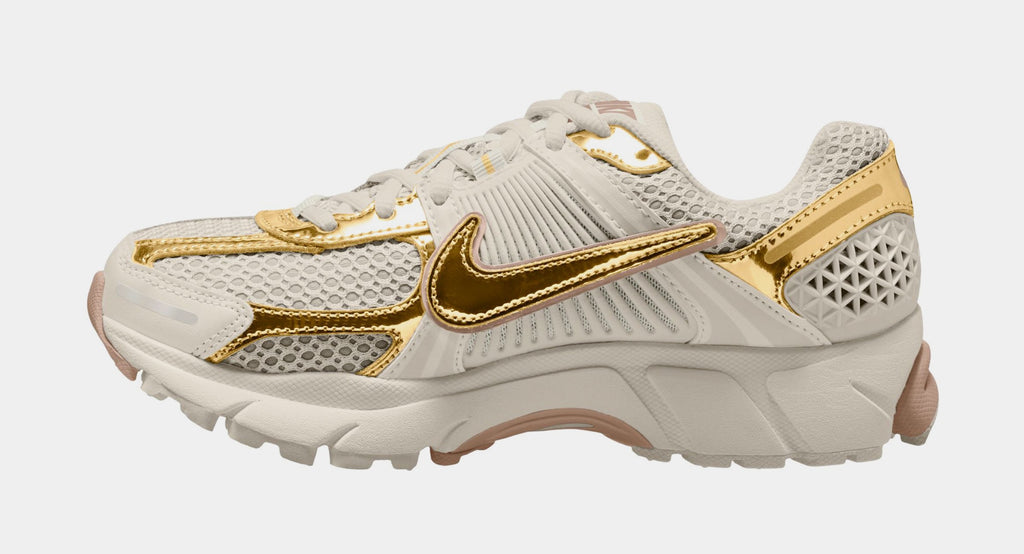 Zoom Vomero 5 Womens Running Shoes (Light Orewood Brown/Metallic Gold/Hemp)