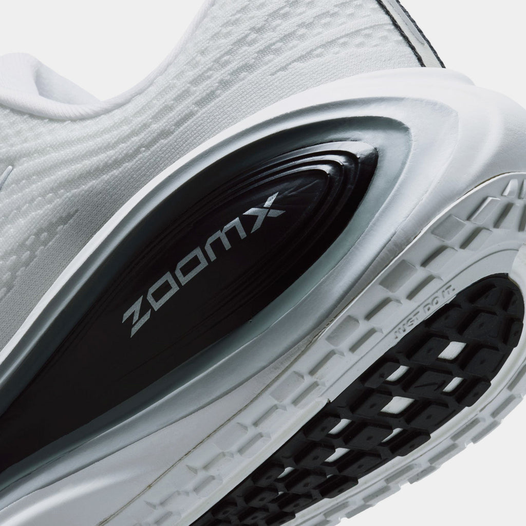 Vomero Plus Mens Running Shoes (White/Metallic Silver/Black/Cool Grey)
