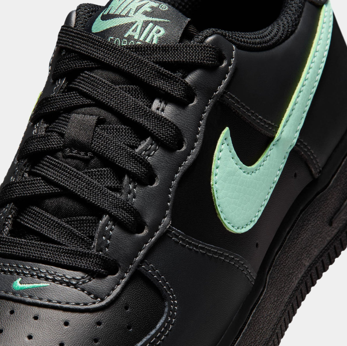 Air Force 1 Grade School Lifestyle Shoes (Black/Arctic Green/Anthracite)