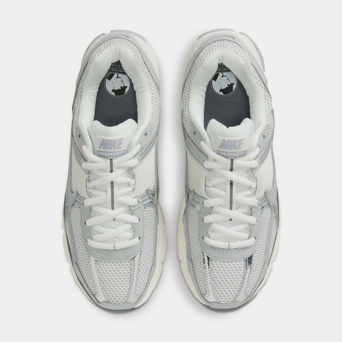 Zoom Vomero 5 Mens Running Shoes (Summit White/Light Smoke Grey/Smoke Grey/Metallic Silver)