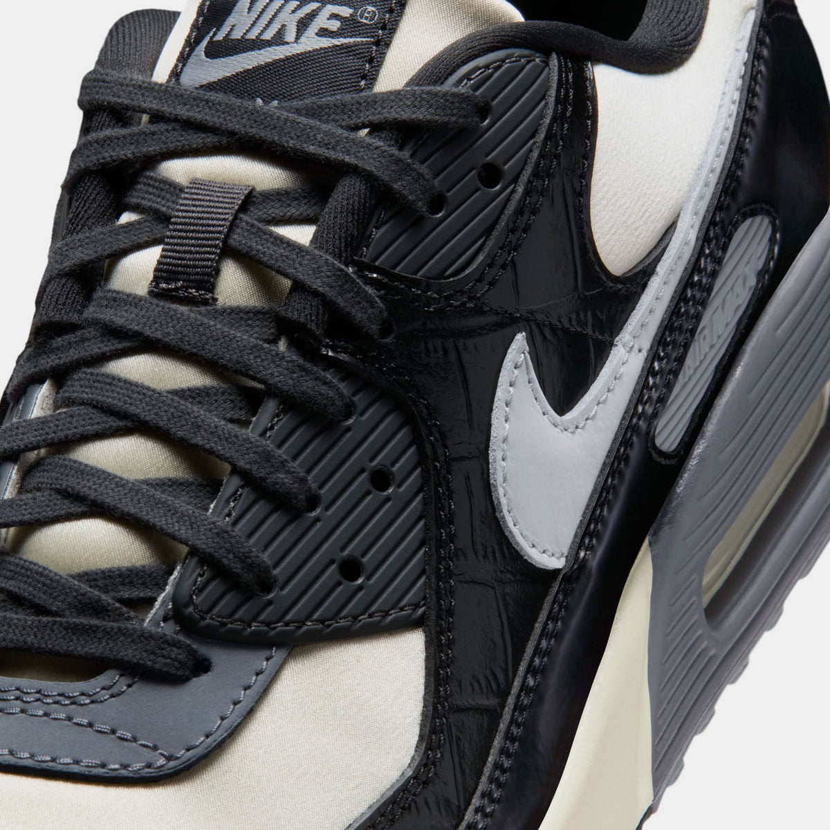 Air Max 90 Coconut Milk And Black Mens Lifestyle Shoes (Sail/Light Smoke Grey/Black/Anthracite)