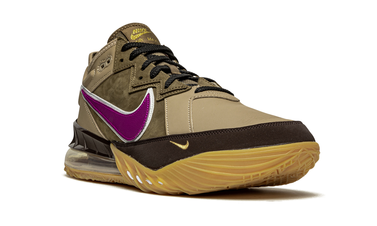 Lebron 18 Low "Atmos - Viotech" CW3153 200