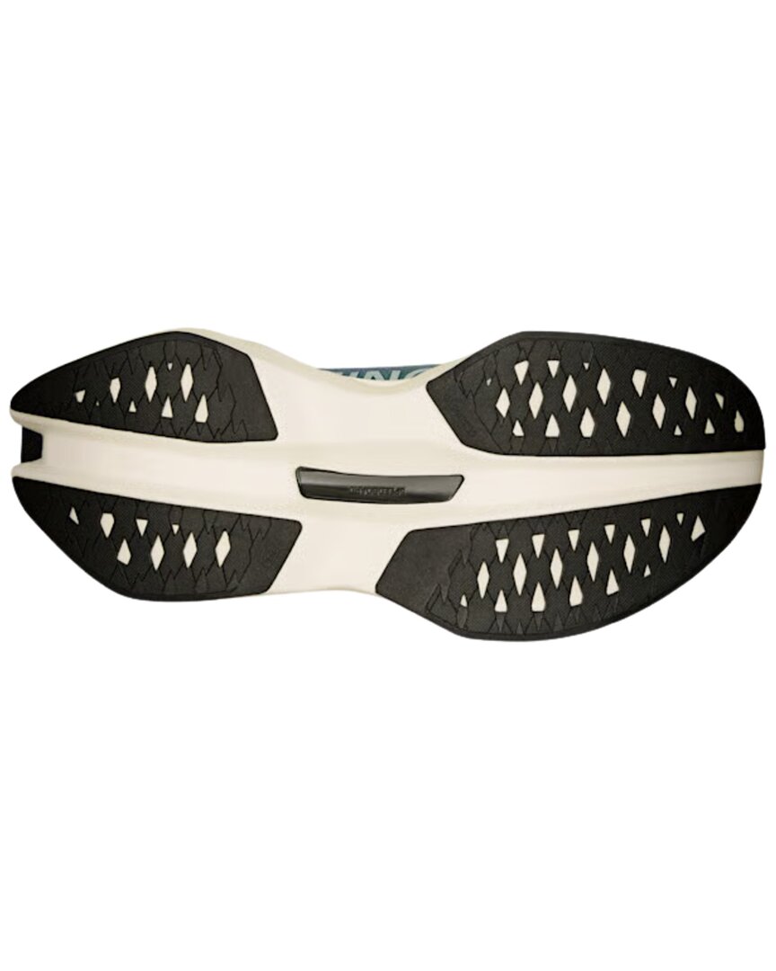 On Running Cloudboom Max Running Shoe