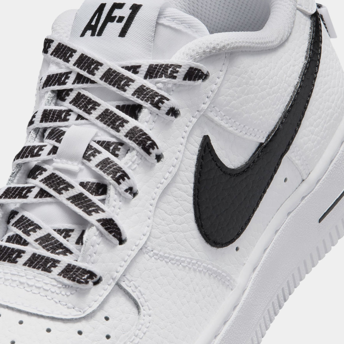 Air Force 1 Low Grade School Lifestyle Shoes (White/Black)