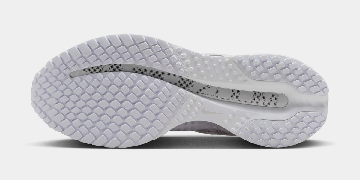 Pegasus Premium Womens Running Shoes (White/Metallic Silver/Metallic Silver)