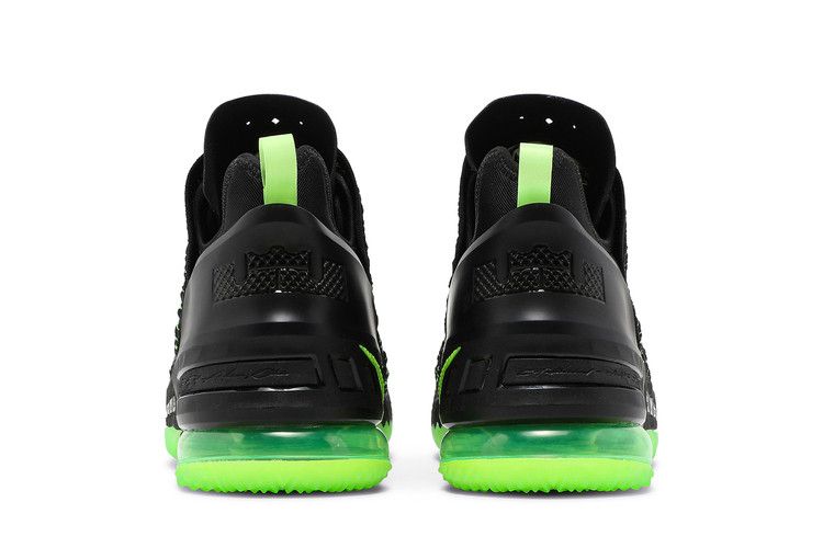 Nike LeBron 18 'Dunkman'