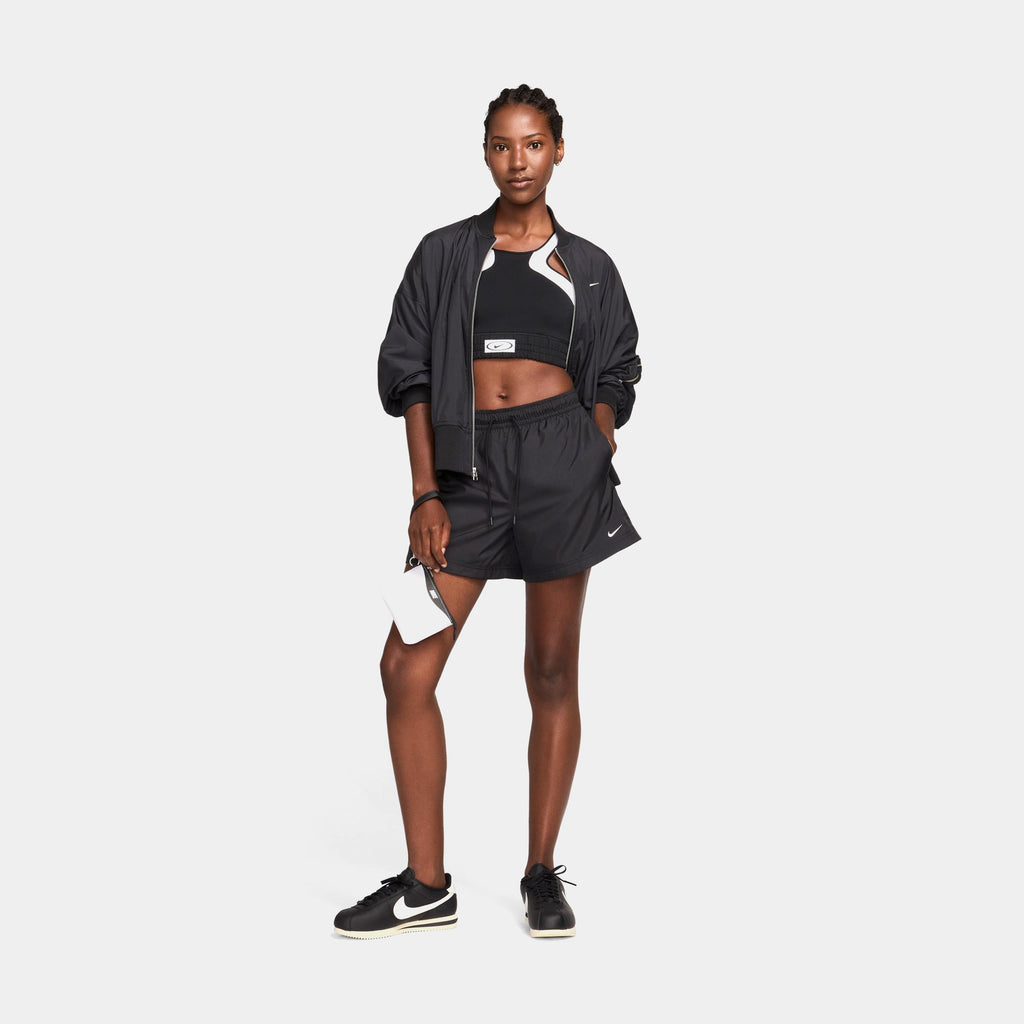 Classic Woven Mid Rise Woven Womens Shorts (Black/White)