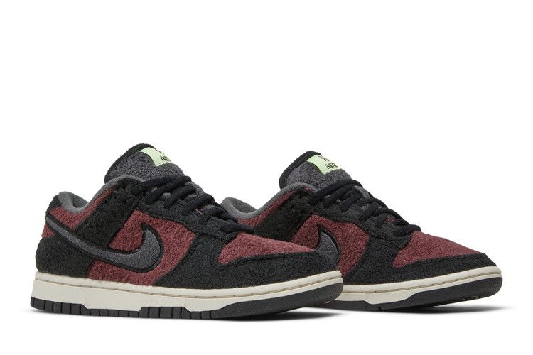 Nike Dunk Low SE Fleece Pack Burgundy Crush (Women's)