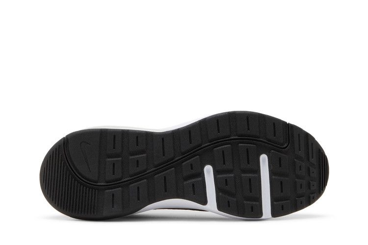 Nike Wmns Air Max AP 'White Black'