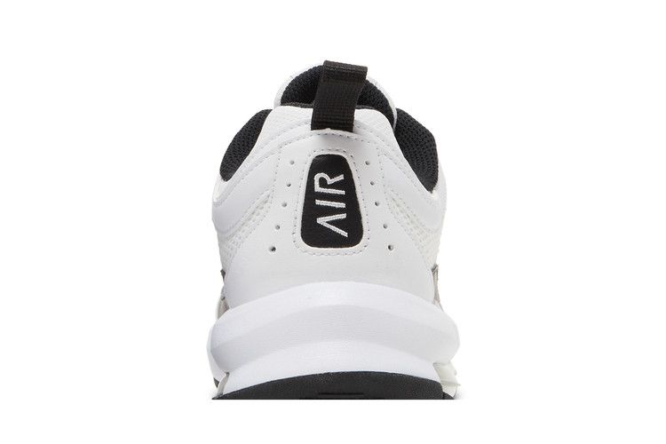 Nike Wmns Air Max AP 'White Black'