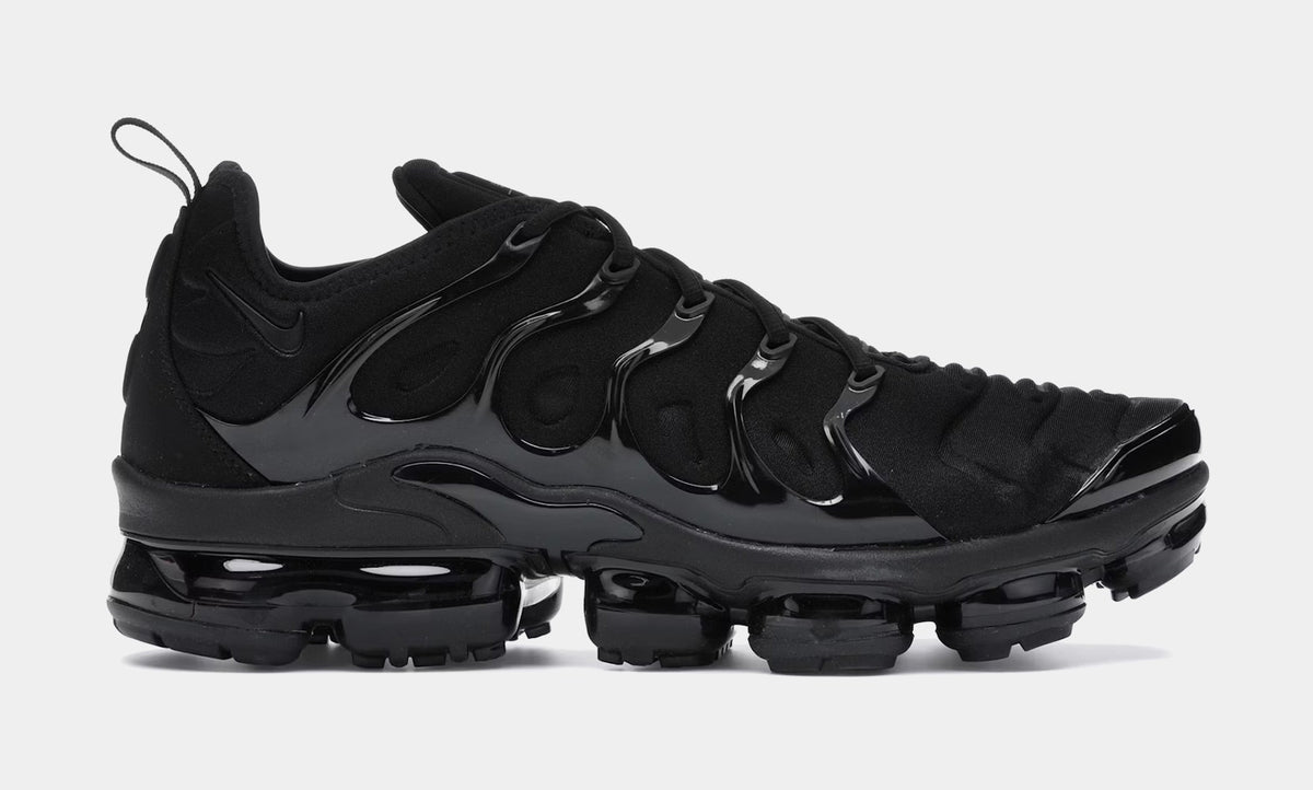 Vapormax Plus Mens Running Shoes (Black/Black/Dark Grey)