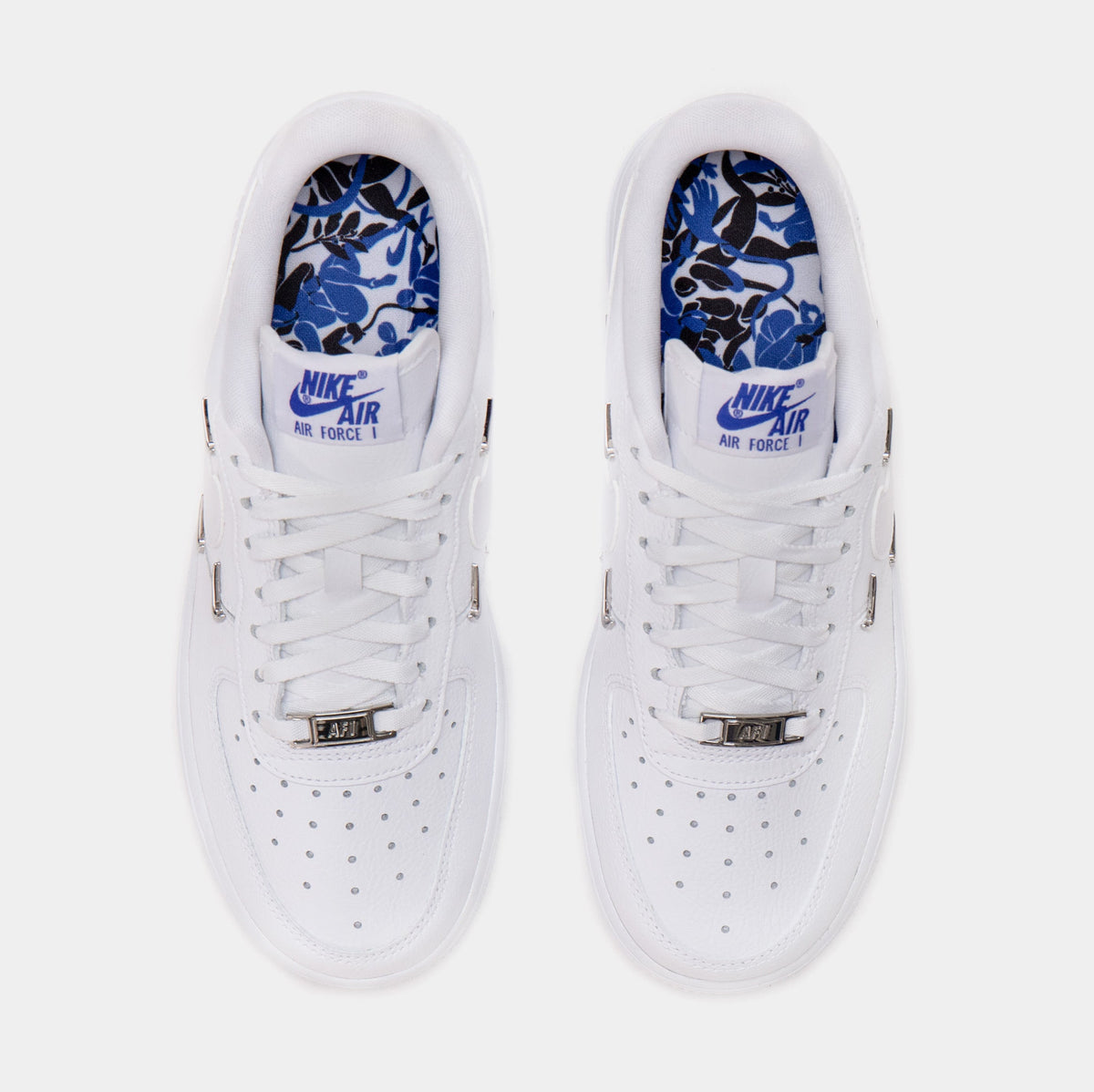 Air Force 1 LX Womens Lifestyle Shoe (White)