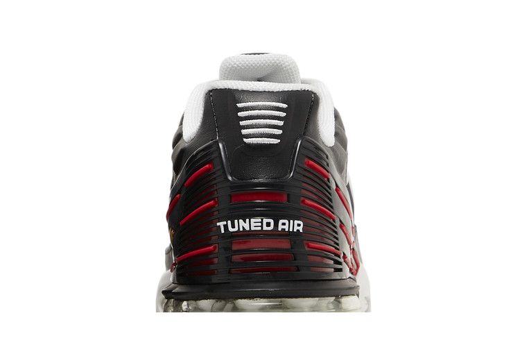 Nike Air Max Plus 3 'Black University Red'