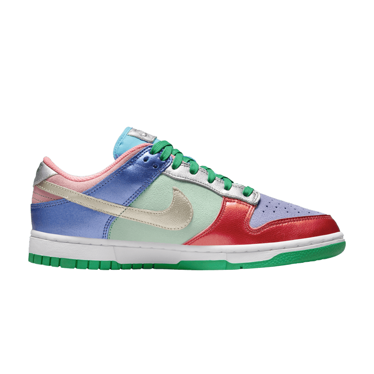 Nike Wmns Dunk Low SE 'Sunset Pulse'