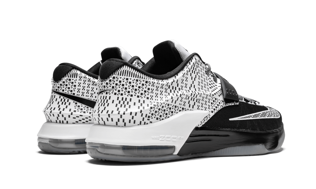 KD 7 BHM "Black History Month" 718817 010