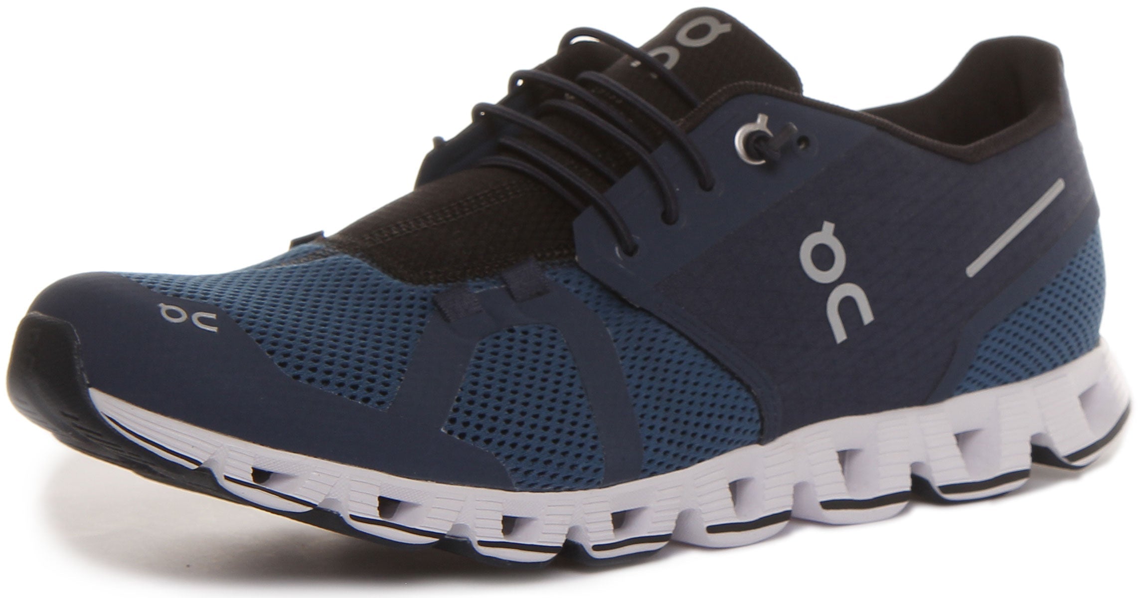On Running The Cloud In Navy White For Men