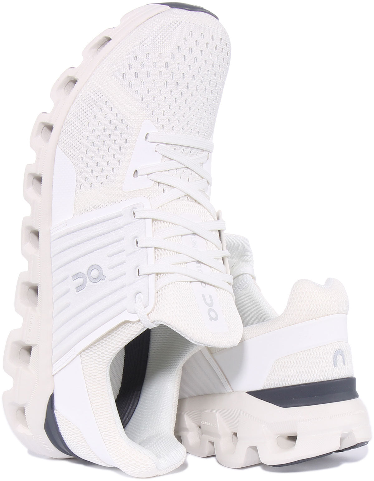 On Running Cloudswift In White For Men