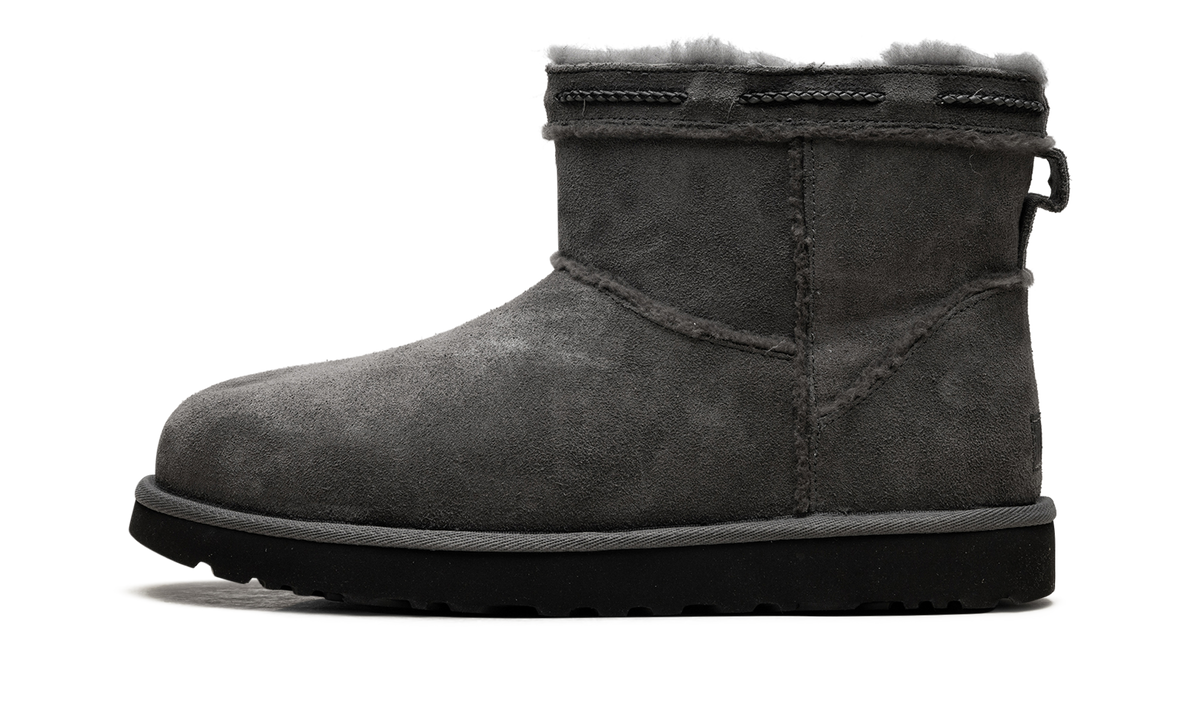 Classic Mini Shearling Braid WMNS "Charcoal" 1166751 CHRC