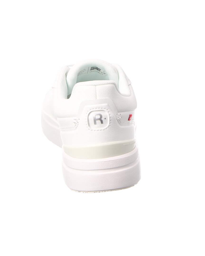 On Running The Roger Advantage Sneaker