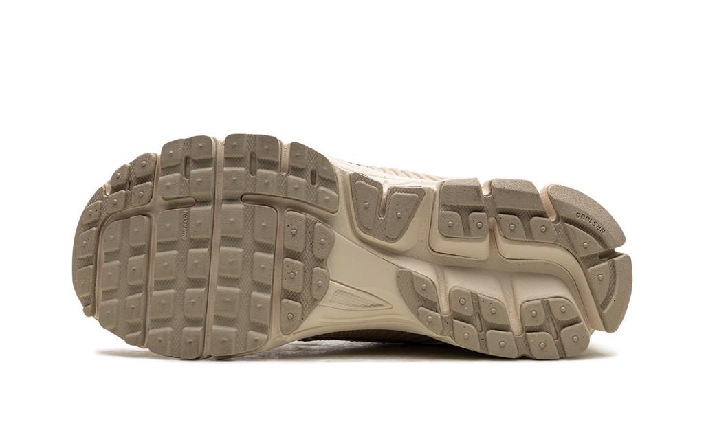 Zoom Vomero 5 WMNS "Sail" FQ6868 111