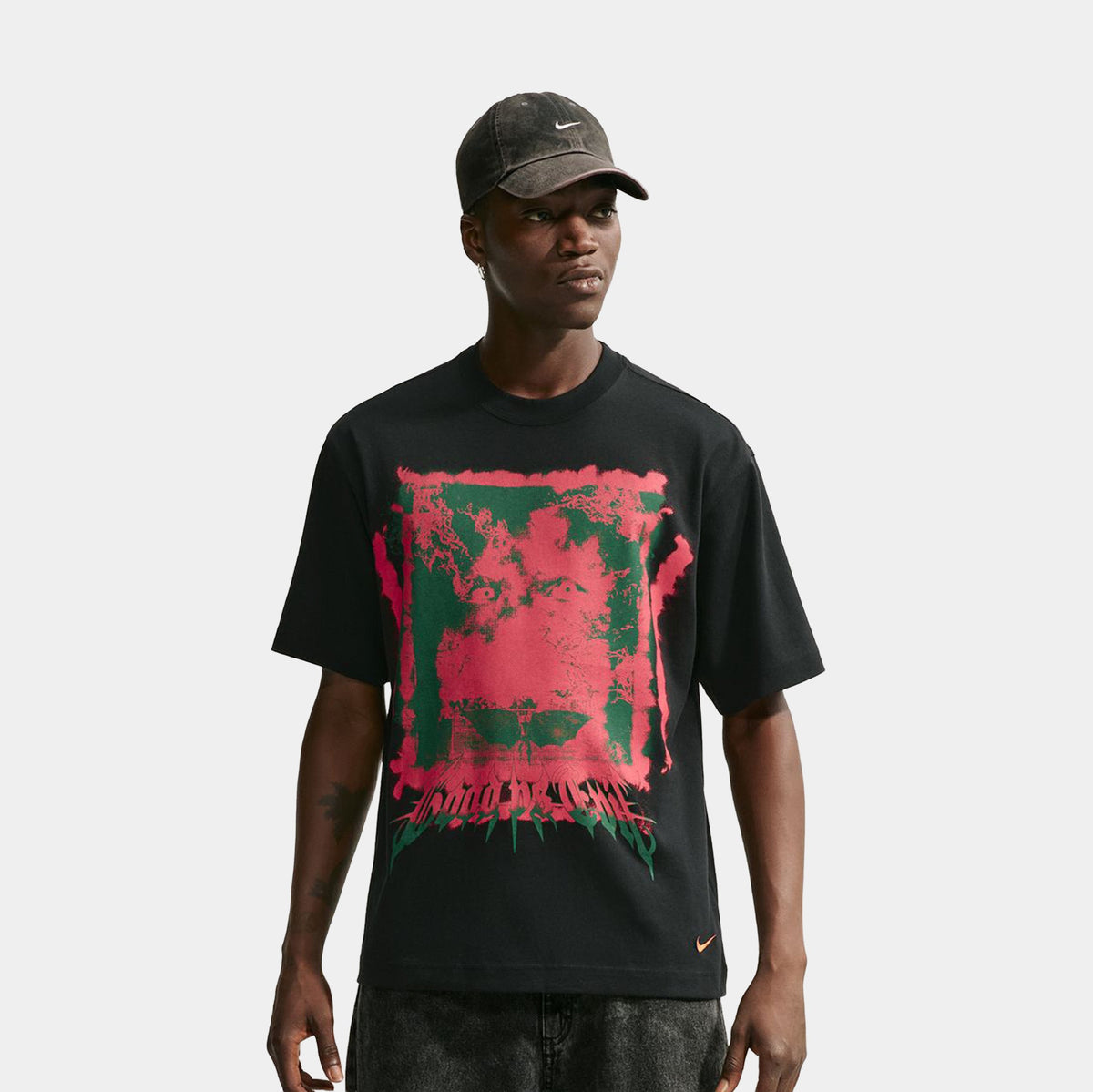 Sportswear Good Vs Evil Loose Mens Short Sleeve Shirt (Black/Red)