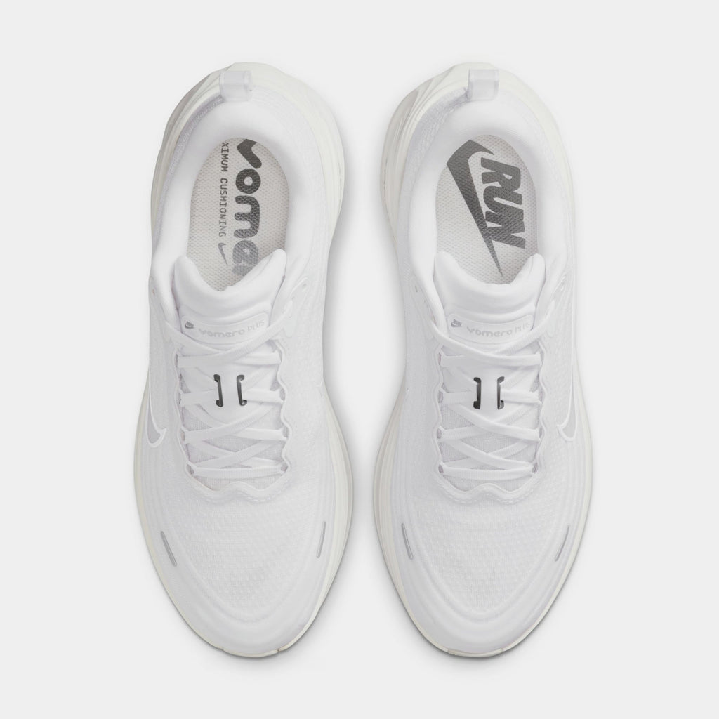 Vomero Plus Mens Running Shoes (White/Photon Dust/Metallic Silver/Summit White)