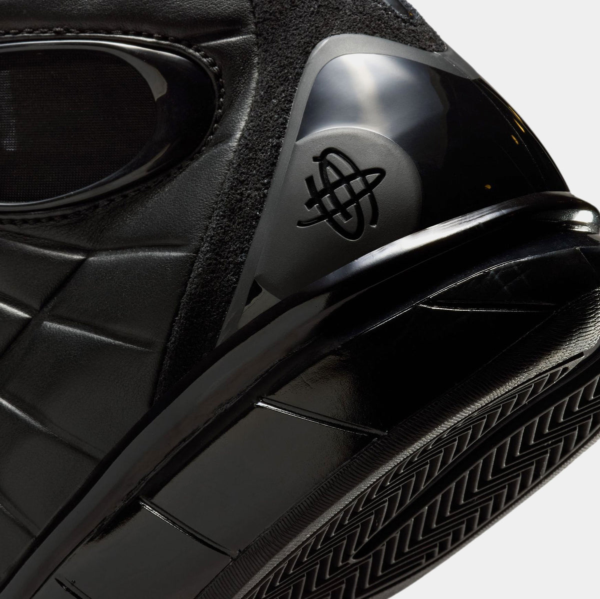 Air Zoom Huarache 2K4 OT Mens Lifestyle Shoes (Black/Black)