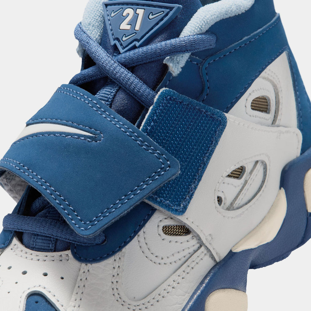Air Diamond Turf II Sail And Blue Grey Preschool Basketball Shoes (Sail/Mystic Navy/Blue Grey/Metallic Gold) Free Shipping
