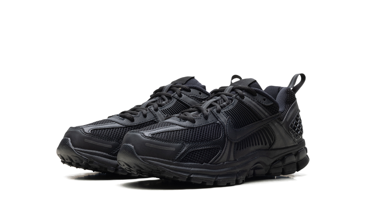 Vomero 5 GS "Triple Black" HF6998 007
