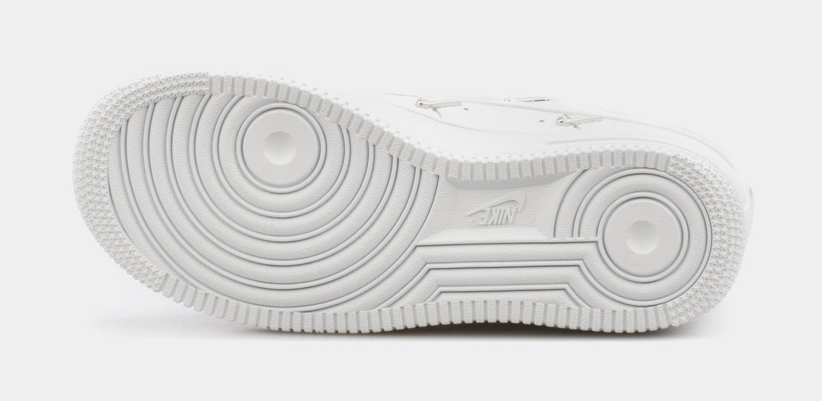Air Force 1 LX Womens Lifestyle Shoe (White)