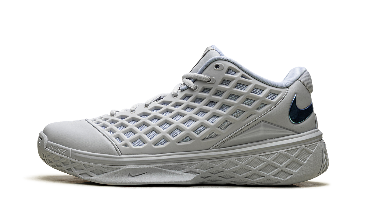 Kobe 3 Low Protro "Platinum Grey" IV7127 001