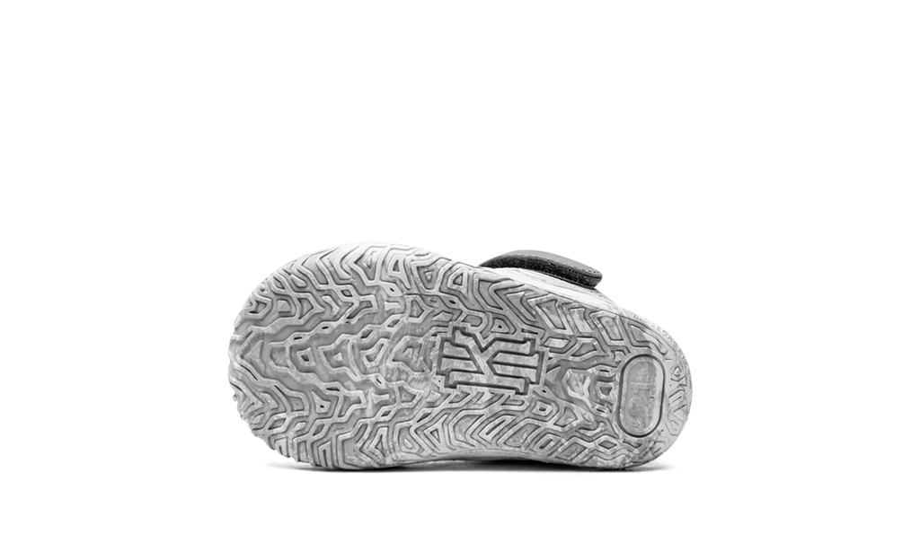 Kyrie 7 SE TD "Chip" DB5625 011