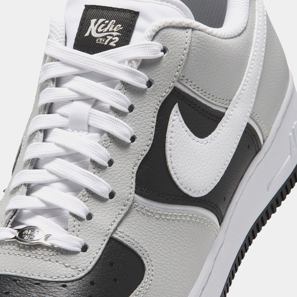 Air Force 1 '07 LV8 Gray Fog Mens Lifestyle Shoes (Grey Fog/Black/Sail/Coconut Milk)