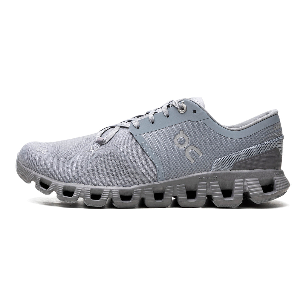 On Cloud X 3 Training Shoes in Mist/Rock | Men