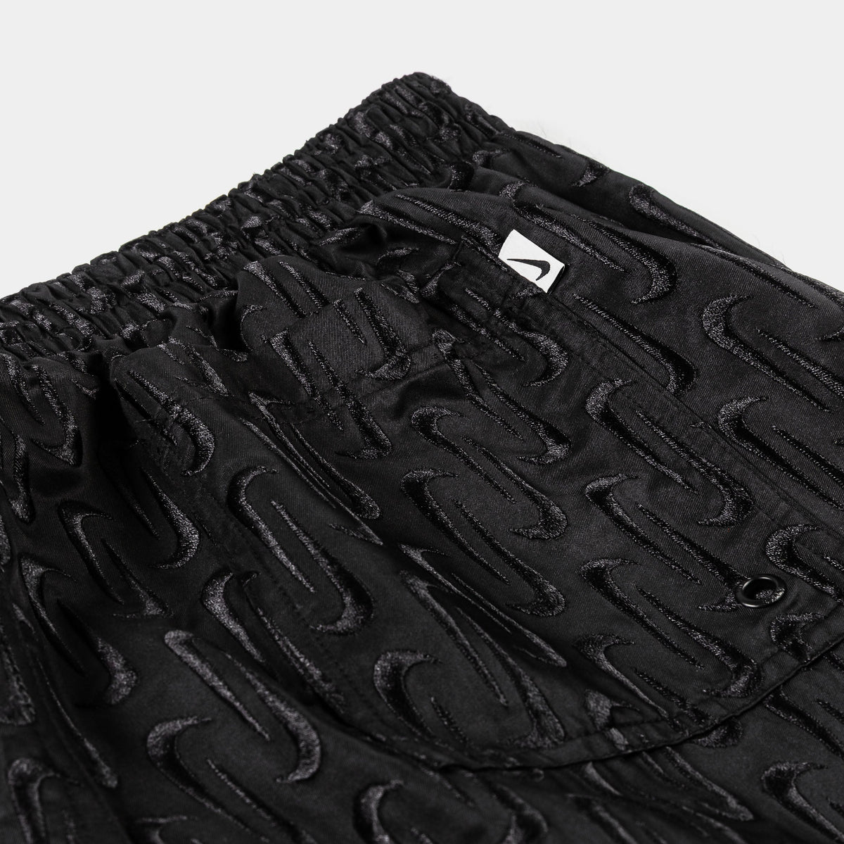 All Over Print 7" Volley Trunk Mens Shorts (Black/Black)