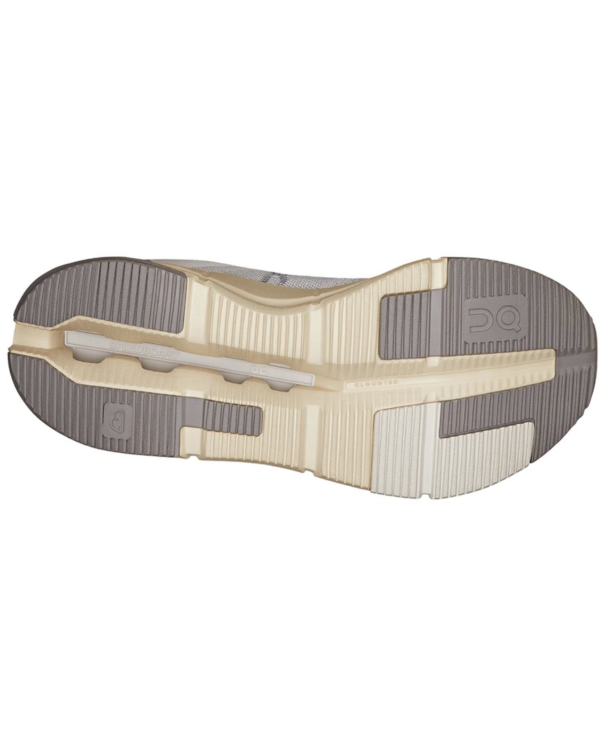 On Running Cloudnova Form 2 TT Sneaker