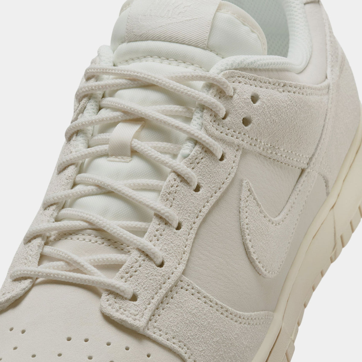 Dunk Low Mens Lifestyle Shoes (Phantom/Phantom)
