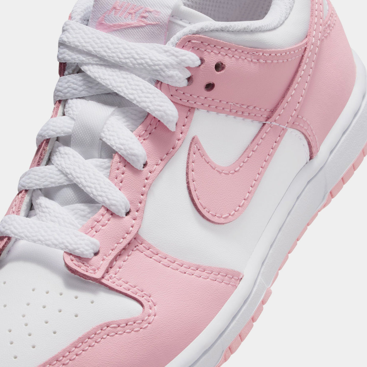 Dunk Low Preschool Lifestyle Shoes (Laser Fuchsia/White/Laser Fuchsia)