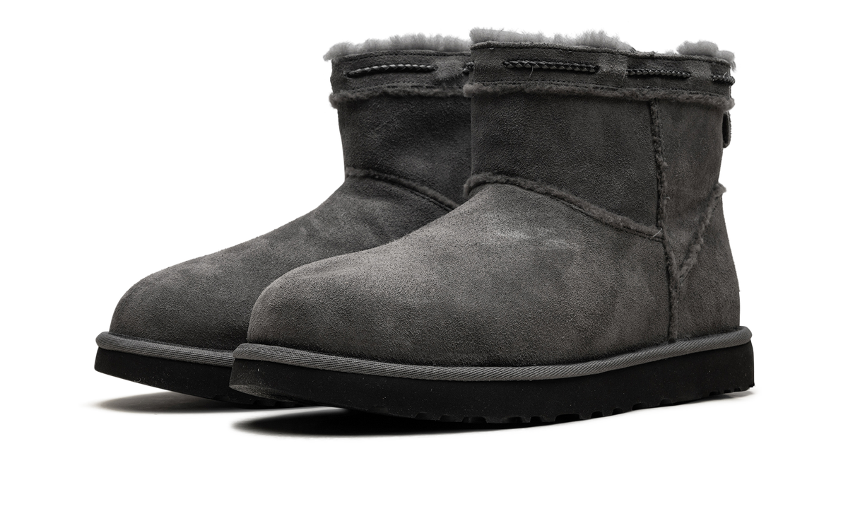 Classic Mini Shearling Braid WMNS "Charcoal" 1166751 CHRC