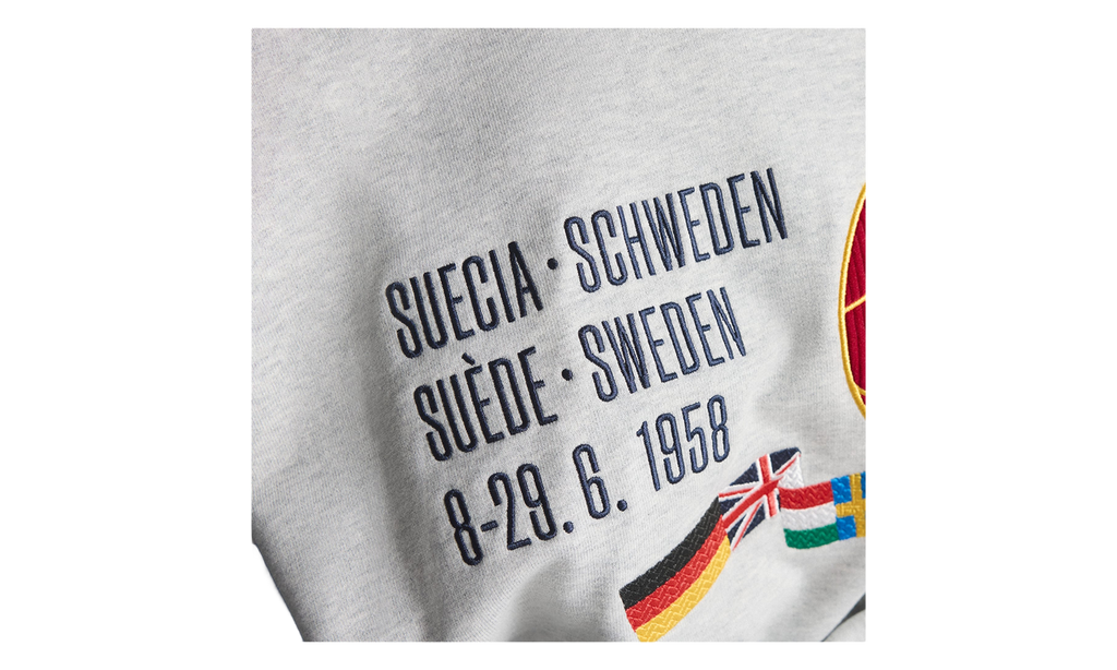 World Cup Crew Sweatshirt WMNS "Sweden" KD7771