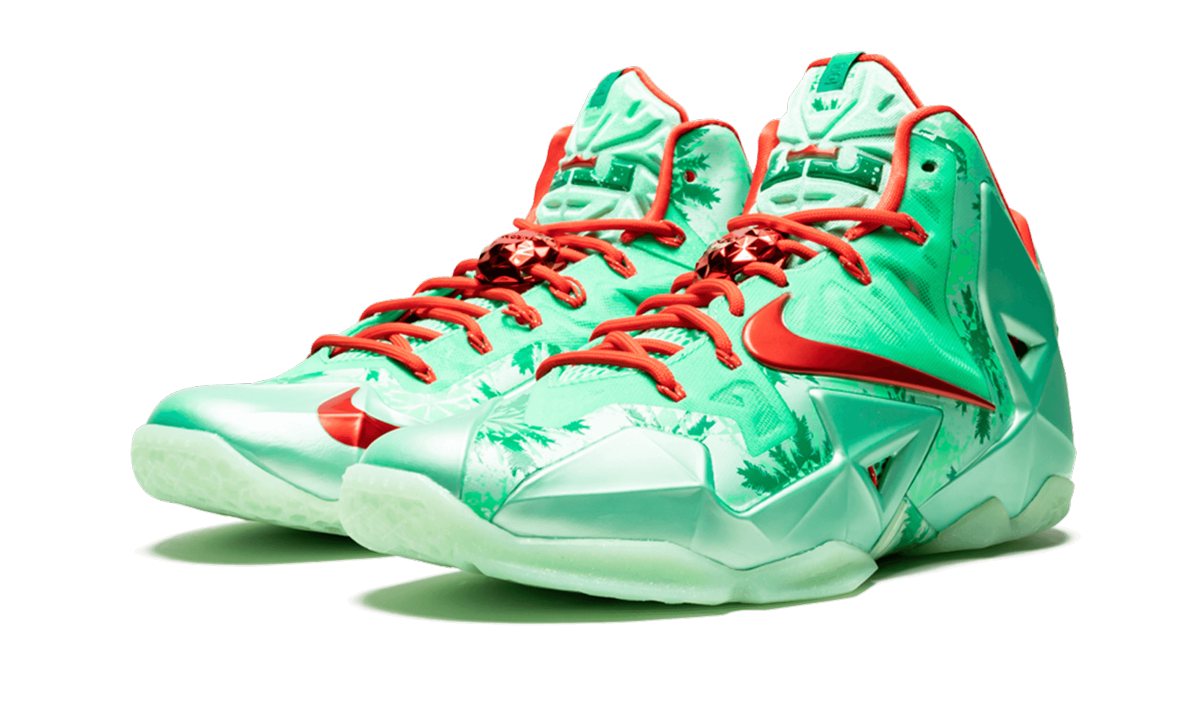 Lebron 11 "Christmas" 616175 301