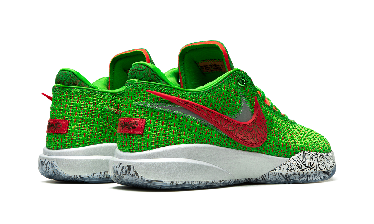 Lebron 20 "Stocking Stuffer" FJ4955 300