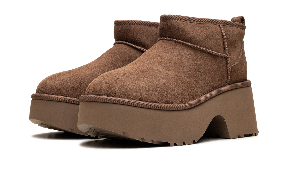 Classic Ultra Mini New Heights Boot WMNS "Chestnut" 1158311 CHE