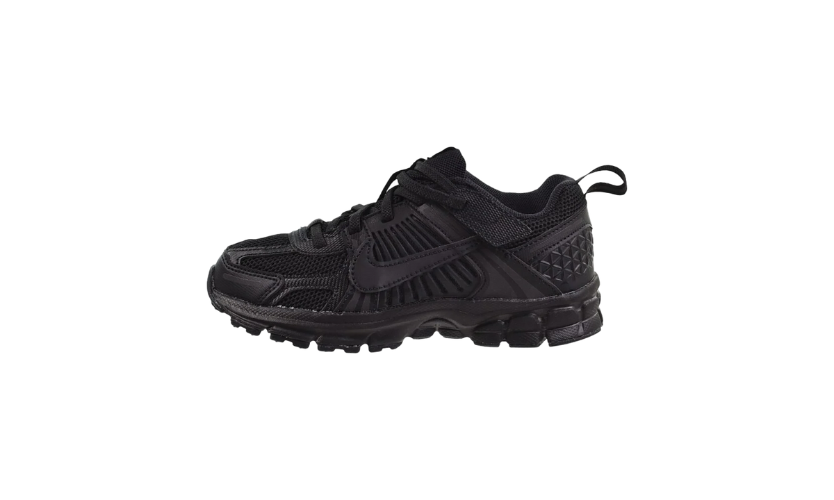 Vomero 5 PS "Triple Black" HF6999 007