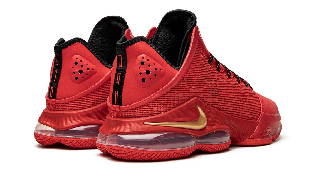 LeBron 19 Low "Light Crimson" DO9829 600