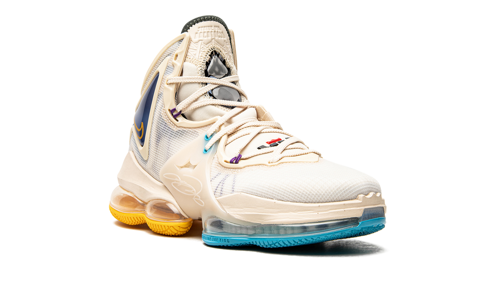 LeBron 19 "Minneapolis Lakers" DC9339 200