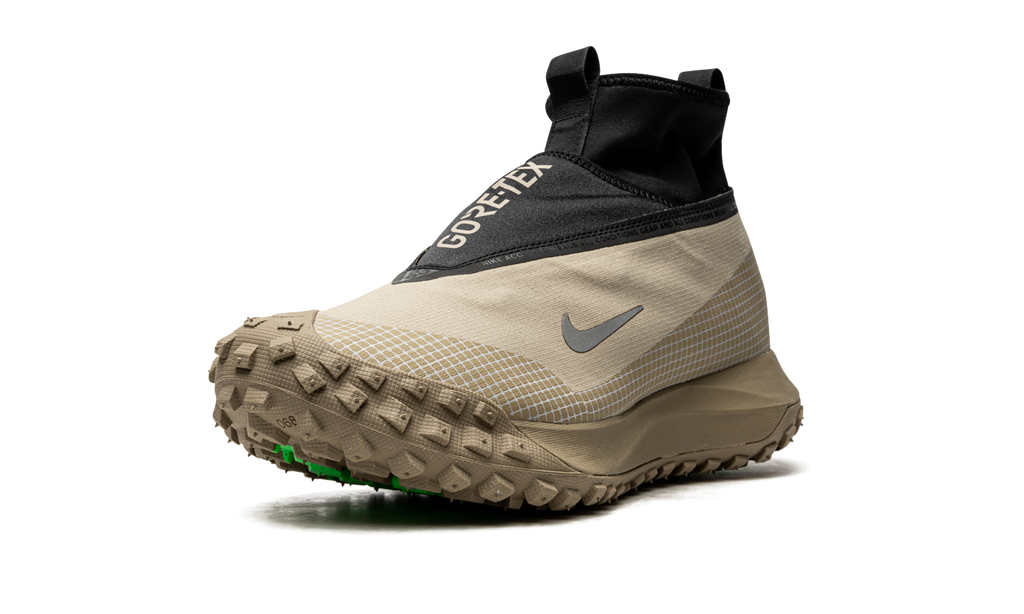 ACG Mountain Fly Gore-Tex "Metallic Silver" CT2904 200