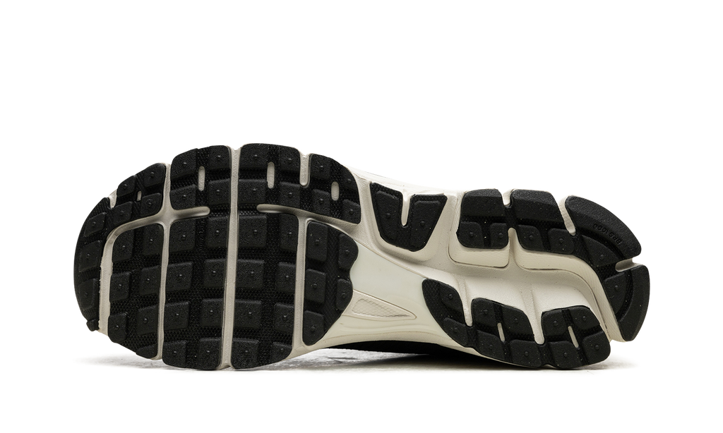 ZOOM VOMERO 5 WMNS "Sequoia" FQ8898 325