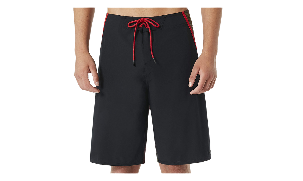 21" Backdraft Boardshorts "Blackout / Red" 482364 02E